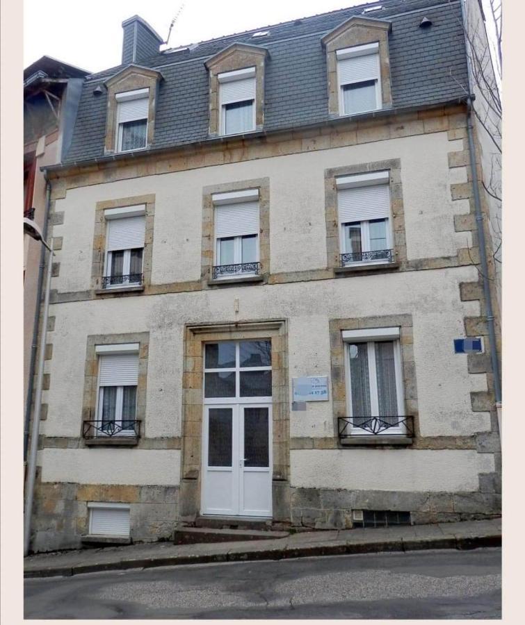Ferienwohnung Le Nid Douillet Rustique Linge Fourni La Bourboule Exterior foto
